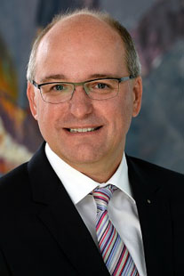 Prof. Dr. Bernd Stibi 